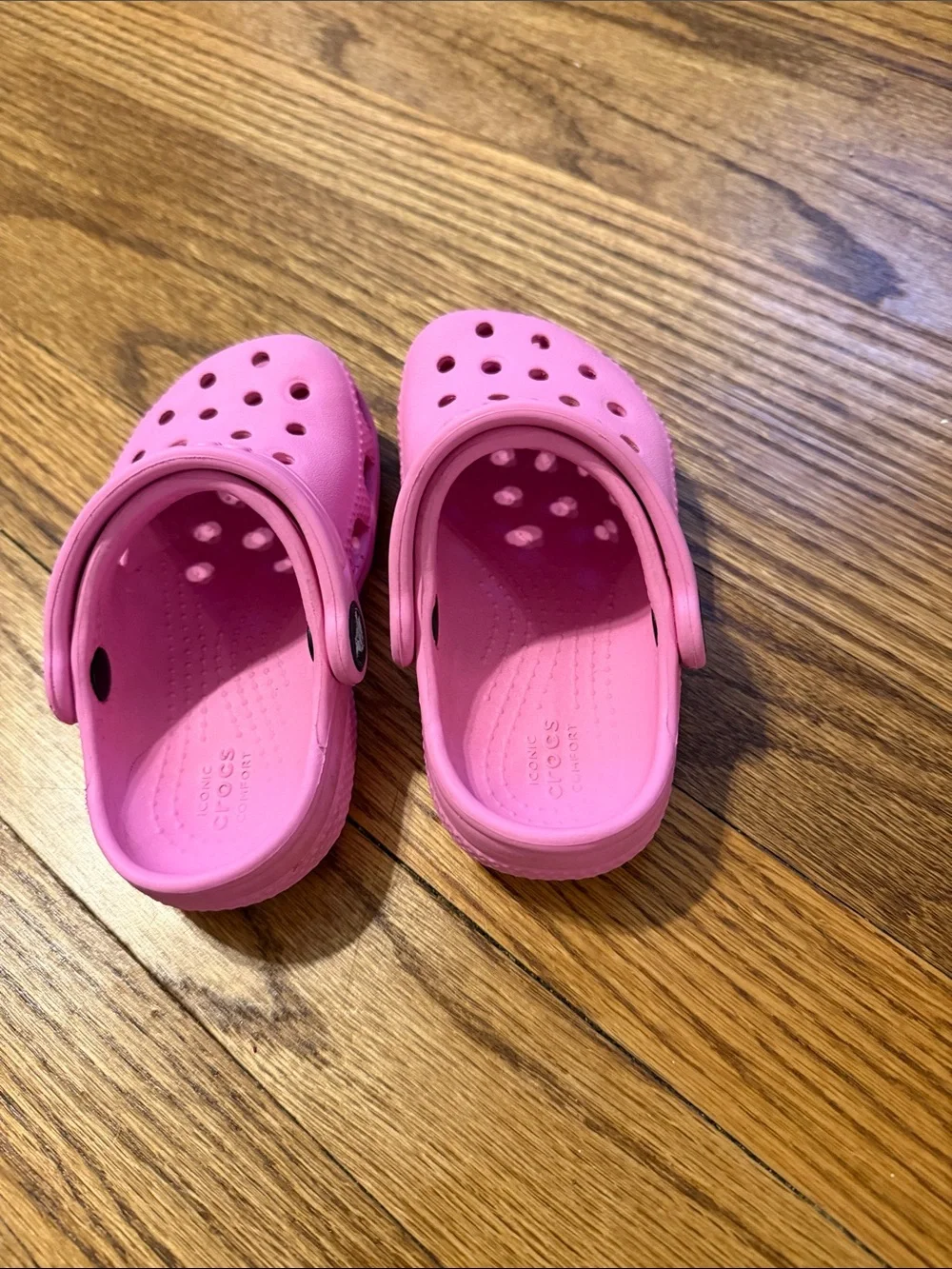 CROCS Kids Lightweight Clog in Bright Pink